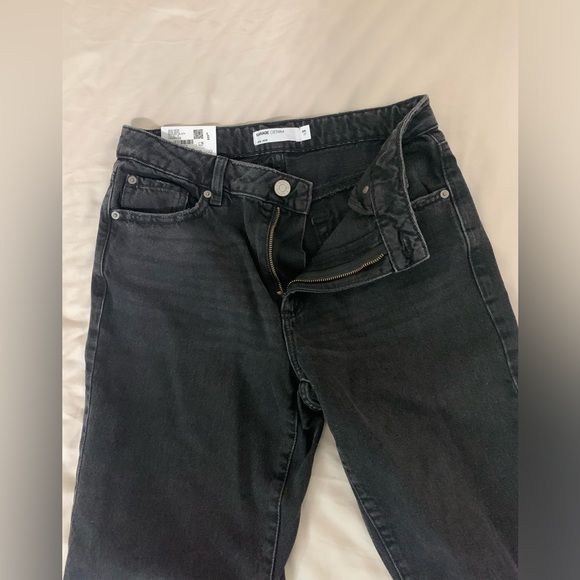 Mom Jean - Picture 3 of 4